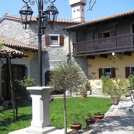 Guesthouse Domacija Sajna Sežana Exterior foto